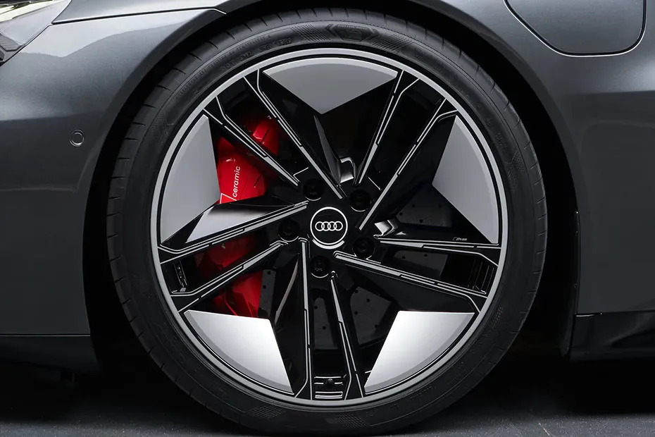 audi-rs e-tron-gt-alloy-wheel